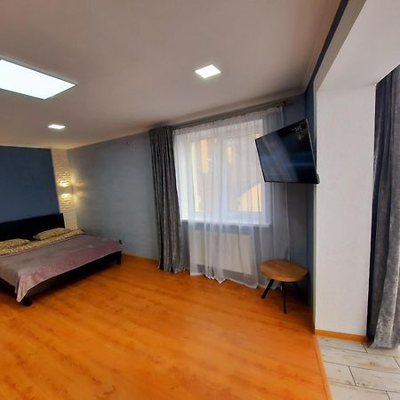 New Luxury Studio Apartment Ivano-Frankivsk Bilik gambar