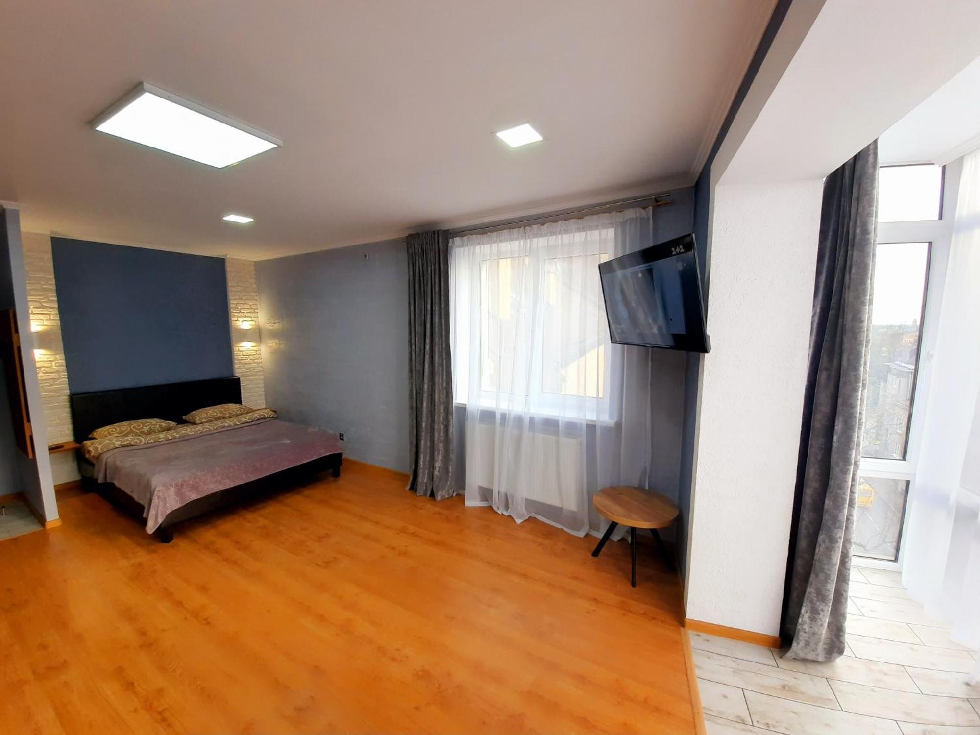 New Luxury Studio Apartment Ivano-Frankivsk Bilik gambar